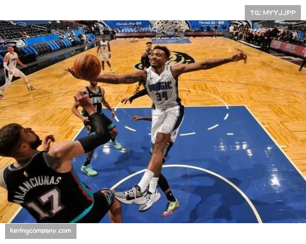 法兰克福布尔卡特玻璃体质 锋线轮换深度面临考验